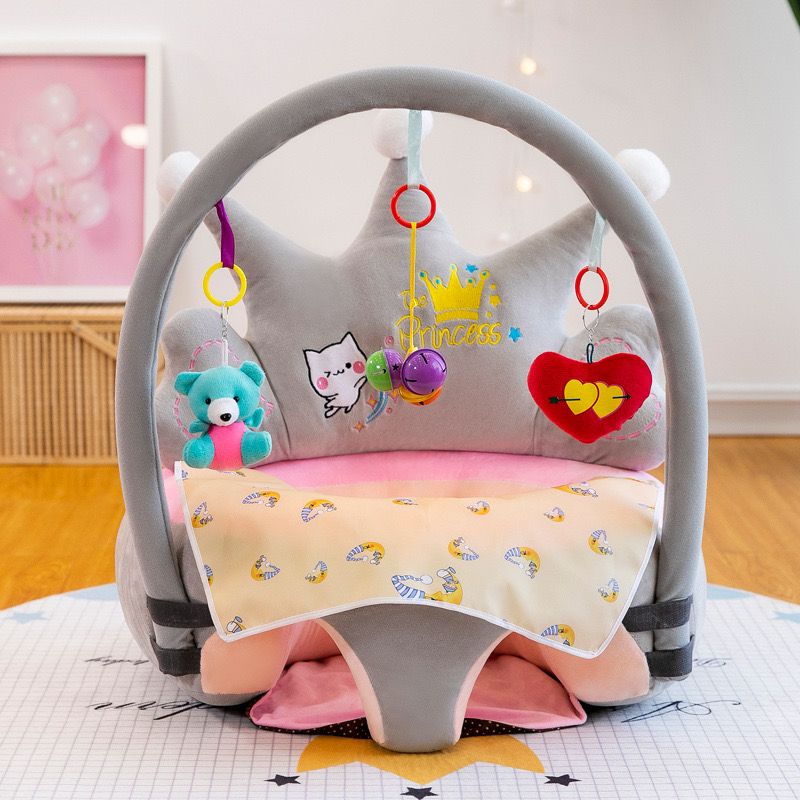 CROWN BABY SEAT WITH TOY BAR